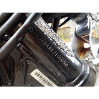 1999 Suzuki GZ250 (Hartford, CT 06114)