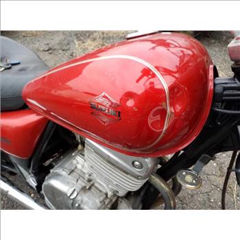 1999 Suzuki GZ250 (Hartford, CT 06114)