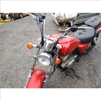 1999 Suzuki GZ250 (Hartford, CT 06114)