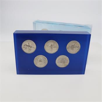 1999 US Mint Statehood Quarters In Acrylic, 2 Displays