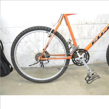 Fuji SX-600 Mountain Bike
