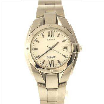 SEIKO Perpetual Calendar Quartz Watch
