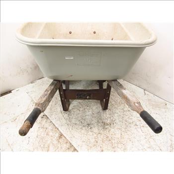 Brentwood Industries Wheelbarrow