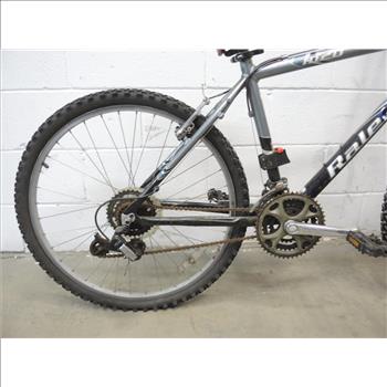Raleigh M20 Mountain Bike
