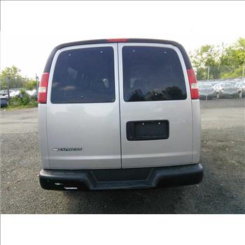 2009 Chevrolet Express Passenger Van (Hartford, CT 06114)