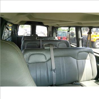 2009 Chevrolet Express Passenger Van (Hartford, CT 06114)