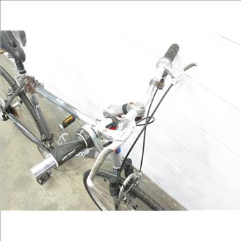 Fuji Crosstown Commuter Bike