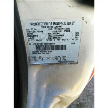 2004 Ford F366  (Brooklyn, NY 11211)