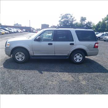 2008 Ford Expedition XLT *Value $10,575* (Hartford, CT 06114)