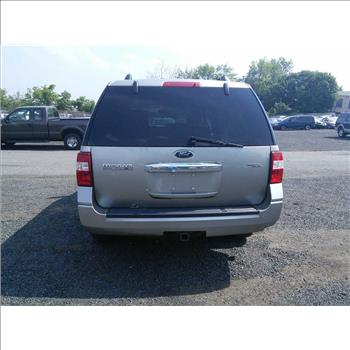 2008 Ford Expedition XLT *Value $10,575* (Hartford, CT 06114)