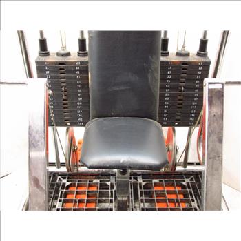 Universal Chest Press