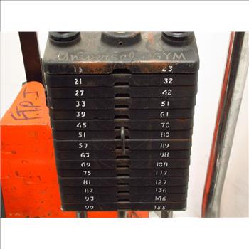 Universal Chest Press