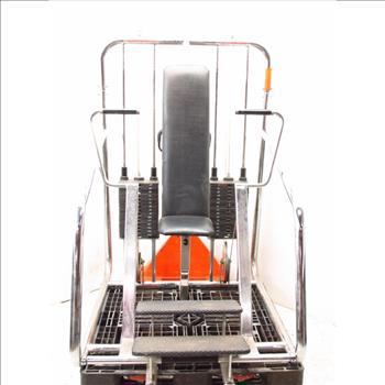 Universal Chest Press