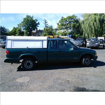 1996 Chevrolet S10 LS *Value $1,738* (Hartford, CT 06114)