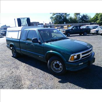 1996 Chevrolet S10 LS *Value $1,738* (Hartford, CT 06114)