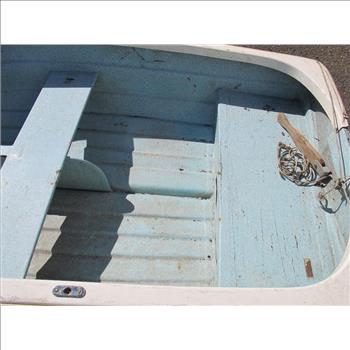 8' Aluminum Boat **SEATTLE AREA**