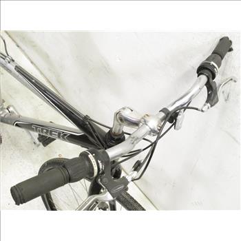 Trek 7000 Unisex Hybrid Bike