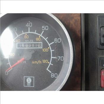 2002 Kenworth Construct T300 (Brooklyn, NY 11211)