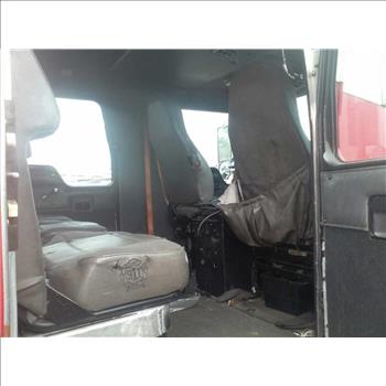 2002 Kenworth Construct T300 (Brooklyn, NY 11211)