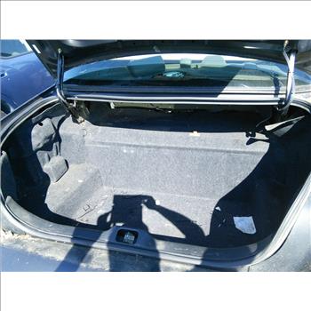 2005 Ford Crown Victoria *Value $3,971* (Hartford, CT 06114)