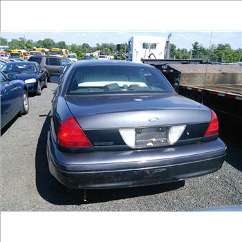 2005 Ford Crown Victoria *Value $3,971* (Hartford, CT 06114)
