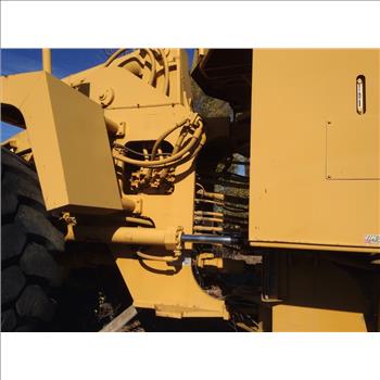2001 Caterpillar 992G Front End Loader (New York, NY 10308)