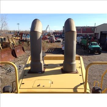 2001 Caterpillar 992G Front End Loader (New York, NY 10308)