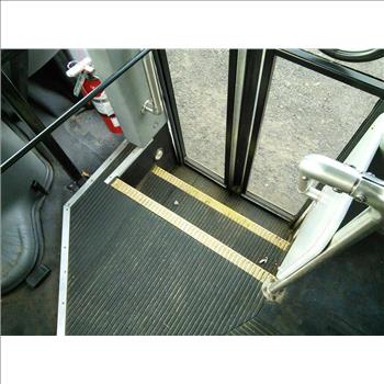 2006 Ford E350 (Hartford, CT 06114)