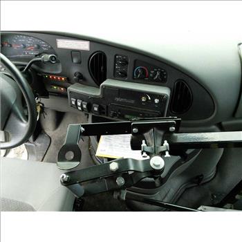 2006 Ford E350 (Hartford, CT 06114)