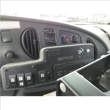 2006 Ford E350 (Hartford, CT 06114)