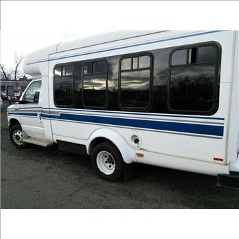 2006 Ford E350 (Hartford, CT 06114)