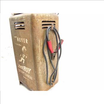 The Heyer Fast Boy Battery Charger