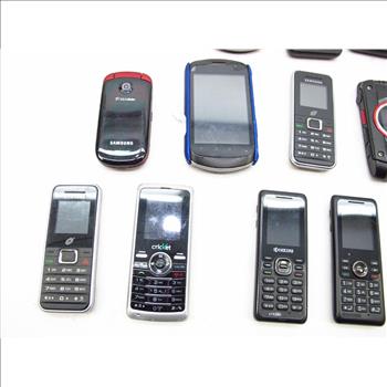 Assorted Cell Phones, 12 Pieces