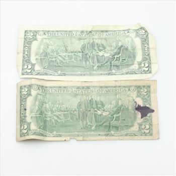 2 Two Dollar US Federal Reserve Notes