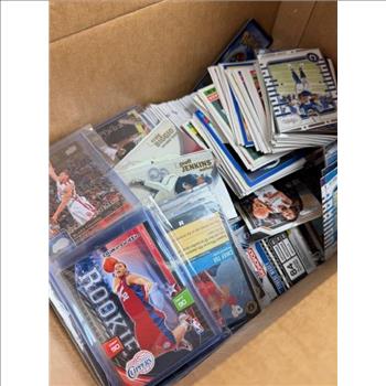 200+ Assorted Sports Trading Cards