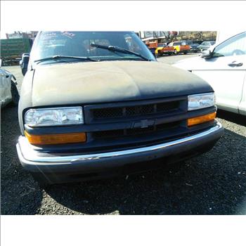 2000 Chevrolet S10 (Hartford, CT 06114)