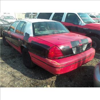 2000 Ford Crown Victoria  (Brooklyn, NY 11211)
