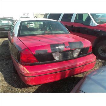 2000 Ford Crown Victoria  (Brooklyn, NY 11211)