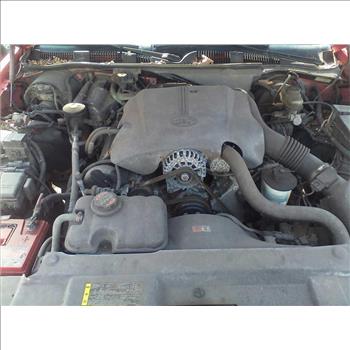 2000 Ford Crown Victoria  (Brooklyn, NY 11211)