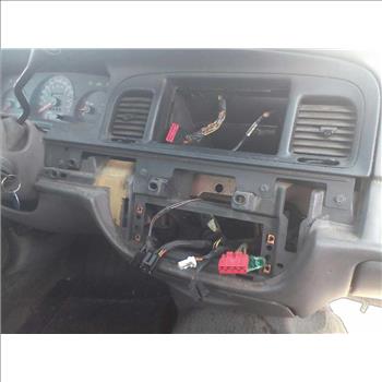 2000 Ford Crown Victoria  (Brooklyn, NY 11211)