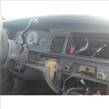 2000 Ford Crown Victoria  (Brooklyn, NY 11211)