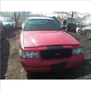 2000 Ford Crown Victoria  (Brooklyn, NY 11211)