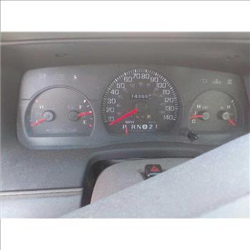 2000 Ford Crown Victoria  (Brooklyn, NY 11211)