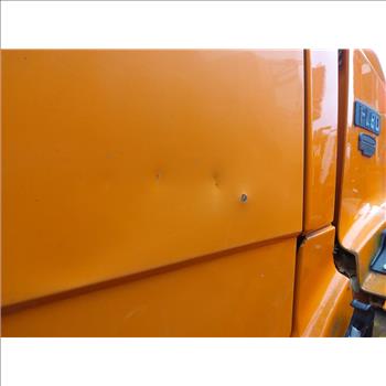 2000 Freightliner FL80 with Plow (Hartford, CT 06114)