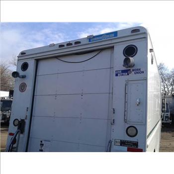 2000 Freightliner Mt45 Chassis (Brooklyn, NY 11214)