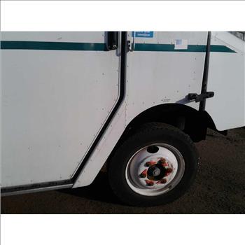 2000 Freightliner Mt45 Chassis (Brooklyn, NY 11214)