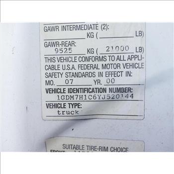 2000 GMC C7H042 (Hartford, CT 06114)