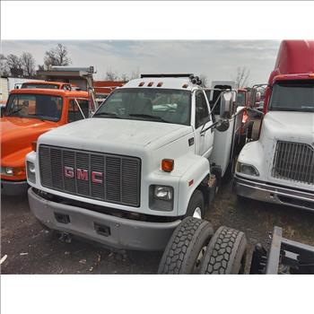 2000 GMC C7H042 (Hartford, CT 06114)