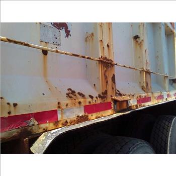 2000 Mack RD688S (Brooklyn, NY 11211)