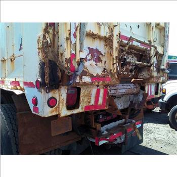 2000 Mack RD688S (Brooklyn, NY 11211)